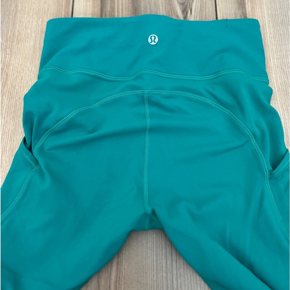 Lululemon Invigorate High-Rise Crop 23" - Picture 7 of 14